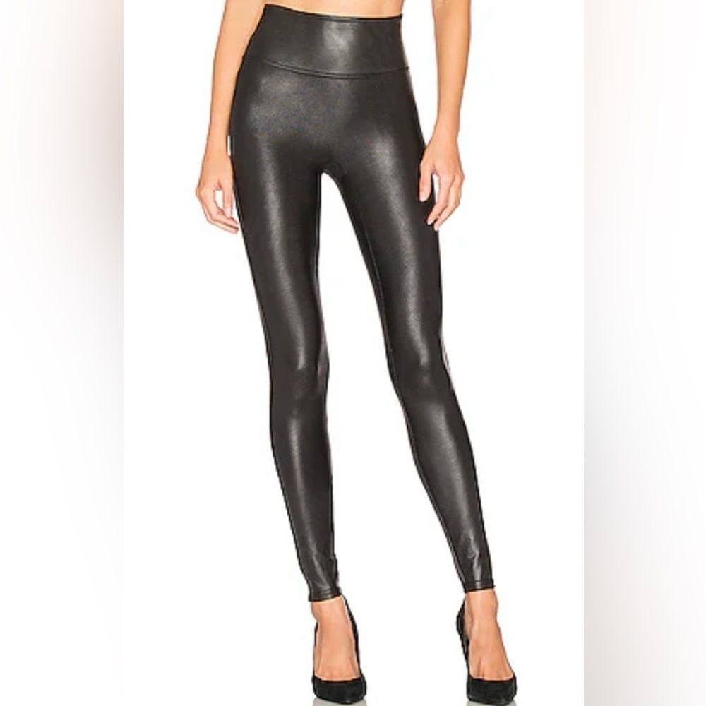 SPANX Women's Black Croc Embossed Faux Leather Leggings Size M